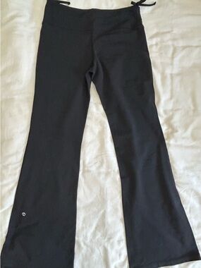 Women’s ' Black Flared Active Pants